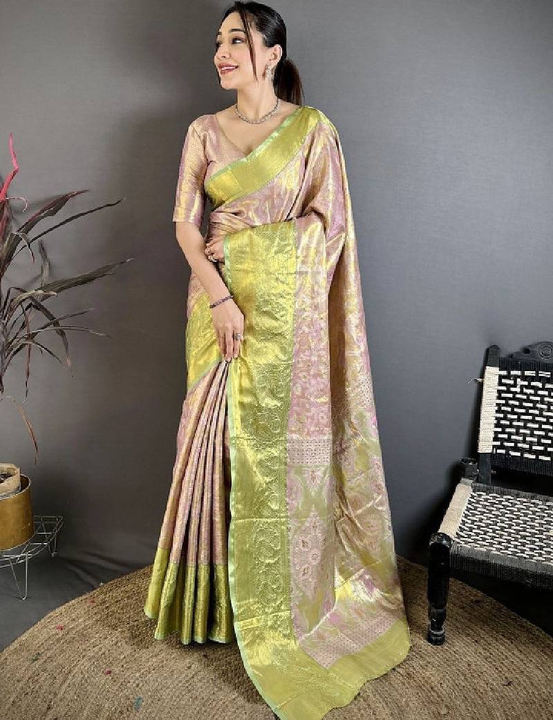 Paisley zari silk blend handloom kanjeevaram saree