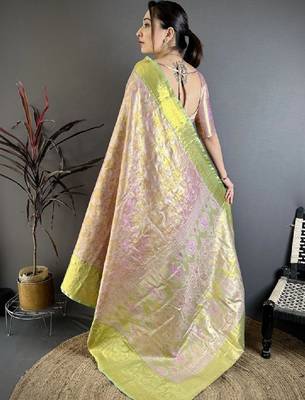 Paisley zari silk blend handloom kanjeevaram saree 4