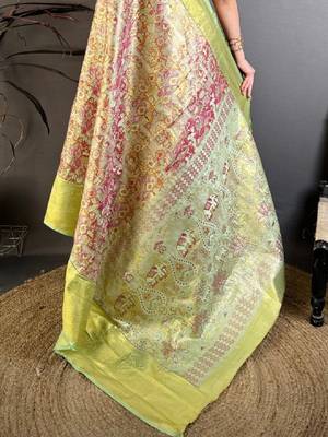 Woven design zari silk blend kanjeevaram saree 4