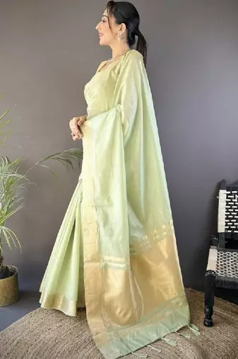 Woven design kanjeevaram sarees with unstitched blouse piece