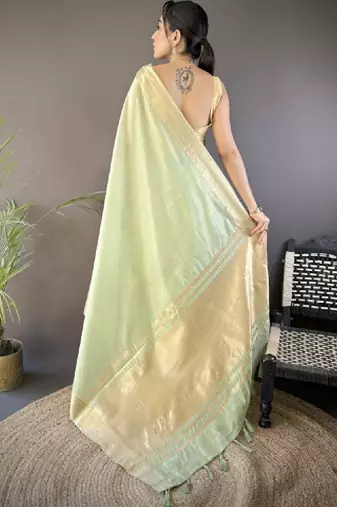 Woven design kanjeevaram sarees with unstitched blouse piece