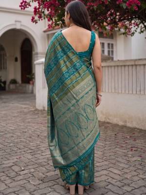 Woven design zari art silk kanjeevaram saree 2