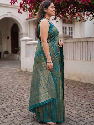 Woven design zari art silk kanjeevaram saree 3