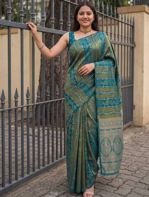 Woven design zari art silk kanjeevaram saree 4