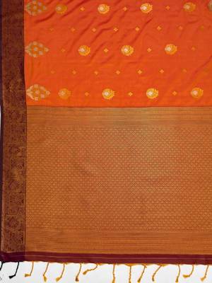 Woven design zari art silk kanjeevaram saree with blouse 4