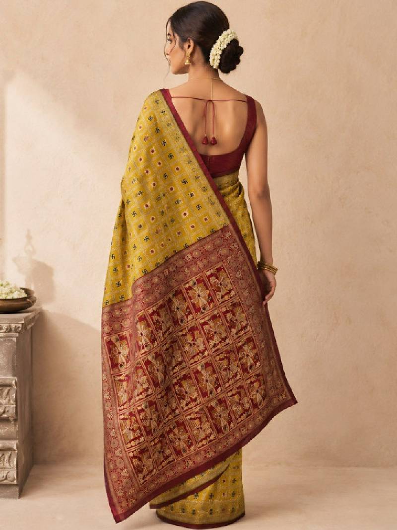 Ethnic motifs zari art silk handloom kanjeevaram saree