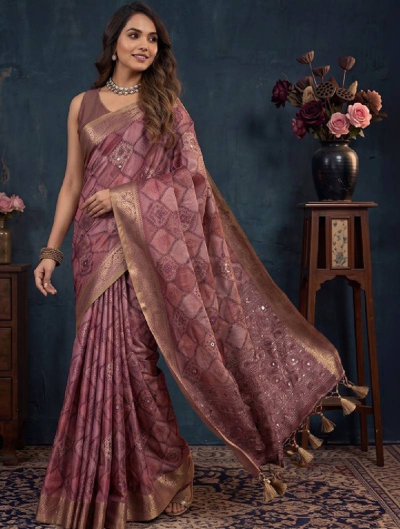 Woven design zari silk blend kanjeevaram saree