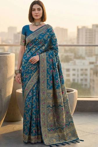 Woven design zari silk blend designer kanjeevaram saree