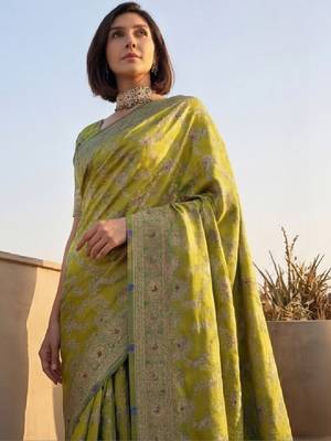 Women green banarasi jacquard zari weaving tassel pallu sarees 2
