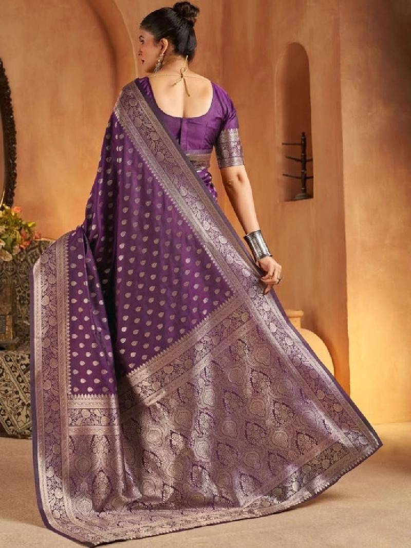 Woven design zari silk blend designer kanjeevaram saree