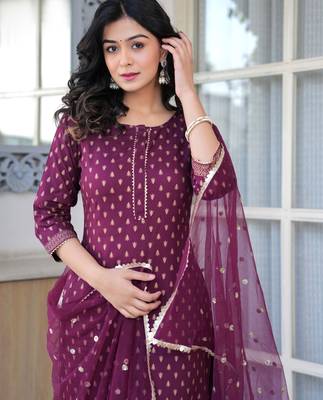 Burgundy floral printed viscose rayon kurta set for women 3