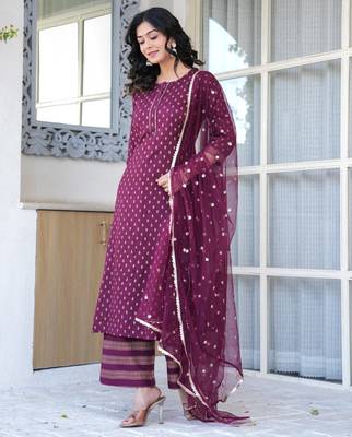 Burgundy floral printed viscose rayon kurta set for women 5