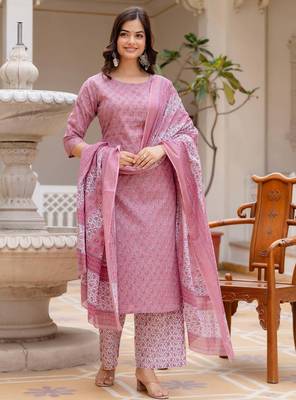 Pink floral printed pure cotton kurta set for women 1