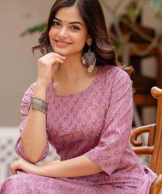 Pink floral printed pure cotton kurta set for women 5