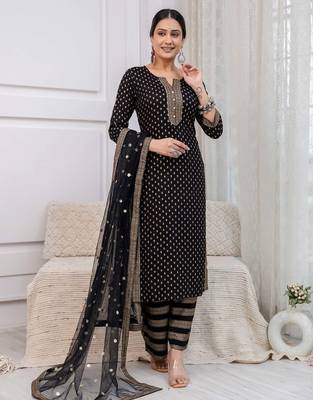 Black floral printed viscose rayon kurta set for women 1