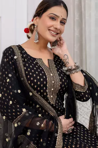Black floral printed viscose rayon kurta set for women