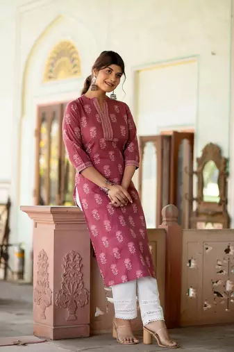 Mauve floral printed pure cotton kurta set for women