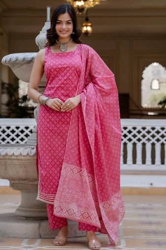 Pink floral printed cotton kurta set for women
