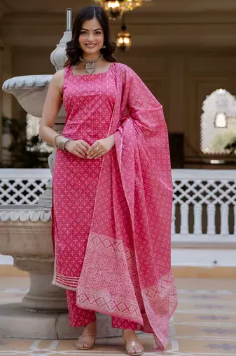 Pink floral printed pure cotton kurta set for women