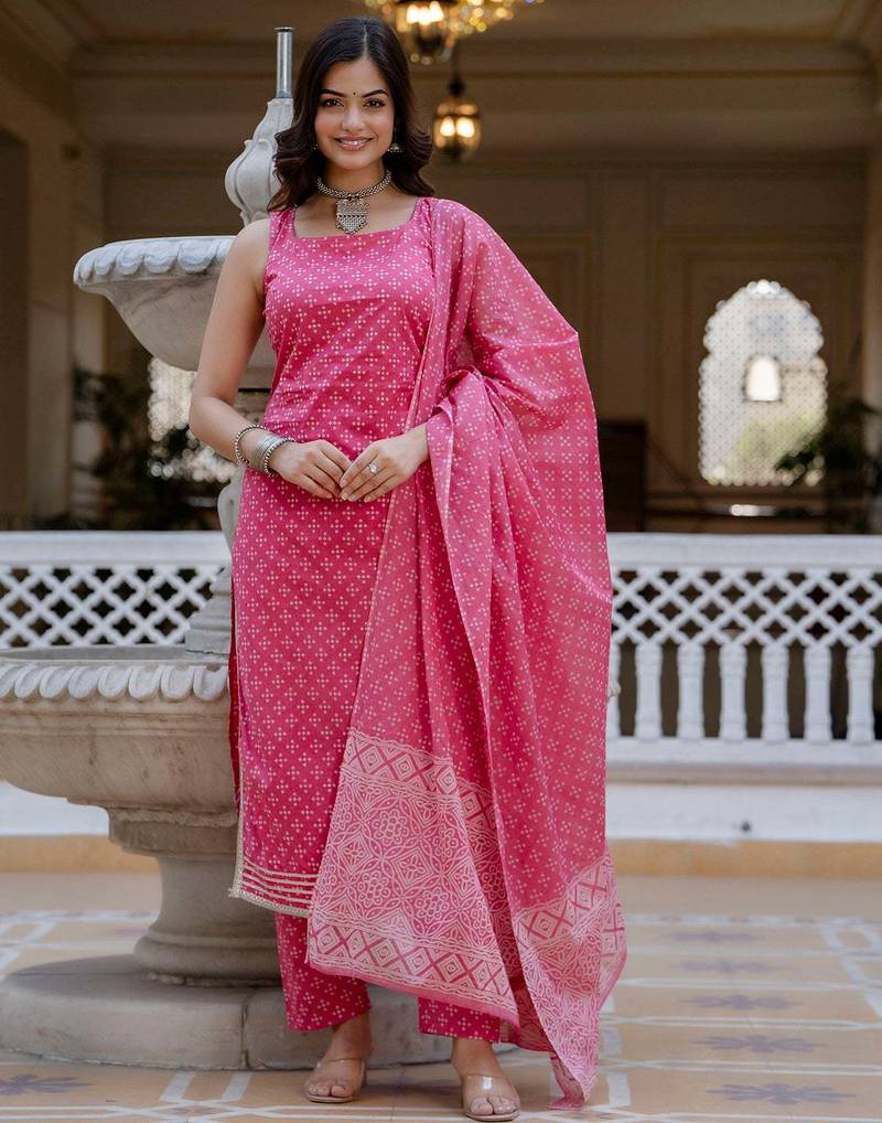 Pink floral printed pure cotton kurta set for women