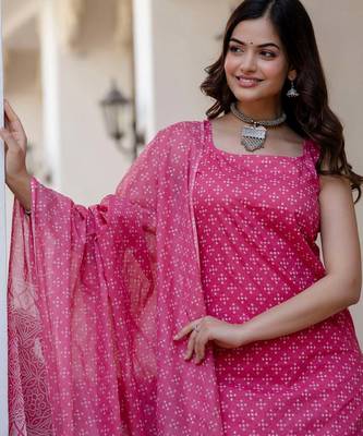 Pink floral printed pure cotton kurta set for women 4