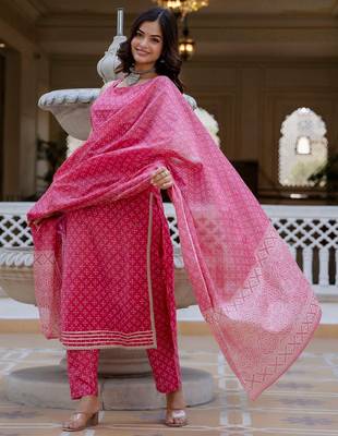 Pink floral printed pure cotton kurta set for women 5