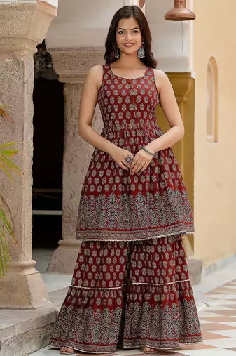 Maroon floral printed cotton kurta set for women