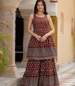 Maroon floral printed pure cotton kurta set for women