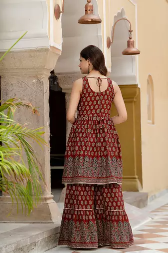 Maroon floral printed cotton kurta set for women