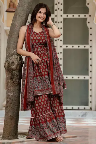 Maroon floral printed cotton kurta set for women