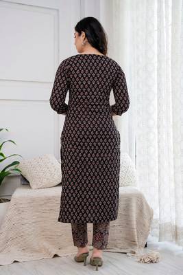 Black floral printed pure cotton kurta set for women 2