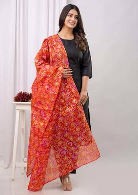 Black floral printed pure cotton kurta set for women 1