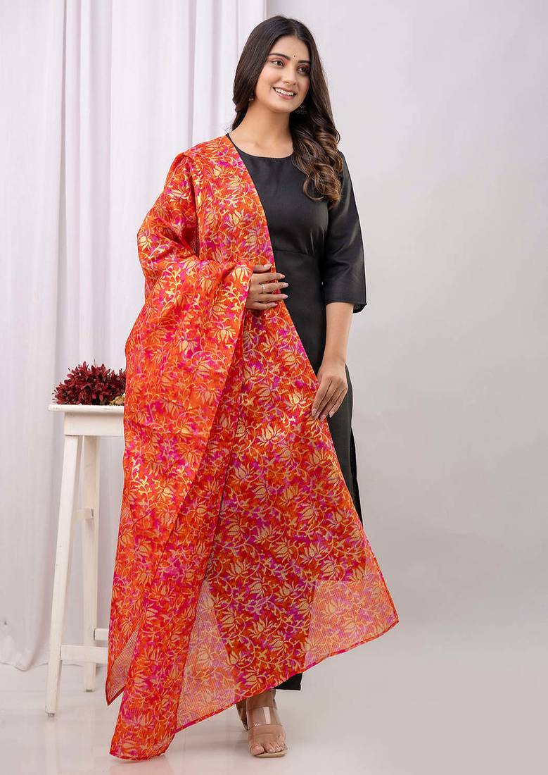 Black floral printed pure cotton kurta set for women