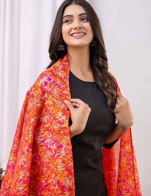 Black floral printed pure cotton kurta set for women 5