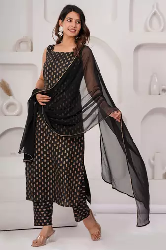 Black floral printed cotton kurta set for women