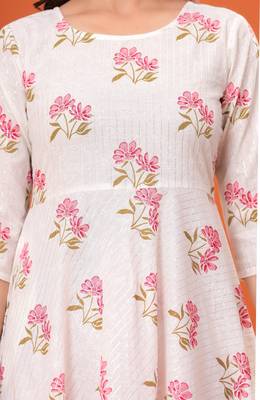 White floral printed pure cotton kurta set for women 4