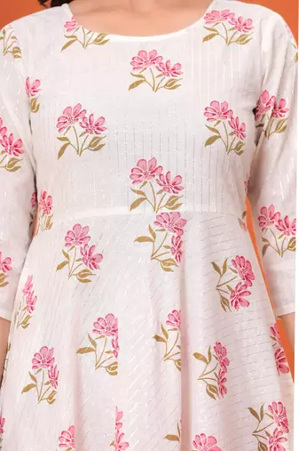 White floral printed cotton kurta set for women