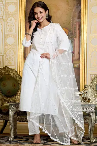 White floral printed cotton kurta set for women