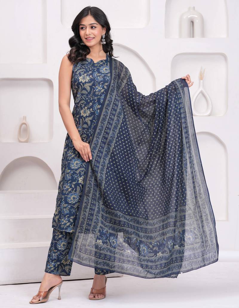 Blue floral printed pure cotton kurta set for women