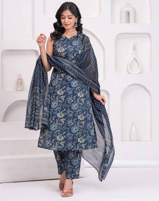 Blue floral printed pure cotton kurta set for women 3