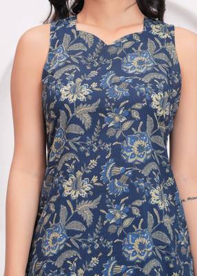 Blue floral printed pure cotton kurta set for women 4