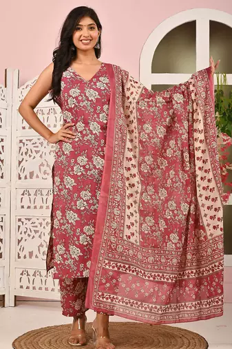 Mauve floral printed pure cotton kurta set for women