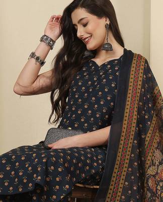 Blue floral printed pure cotton kurta set for women 3