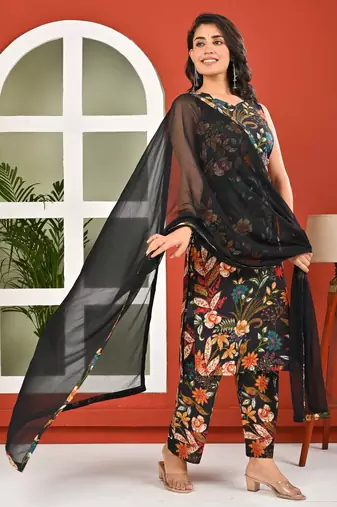Black floral printed pure cotton kurta set for women