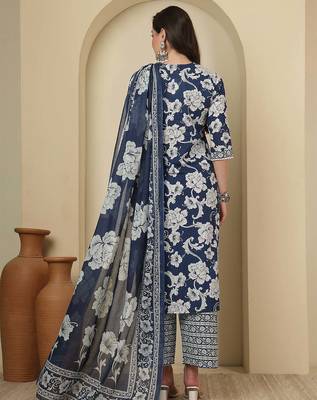 Blue floral printed pure cotton kurta set for women 2