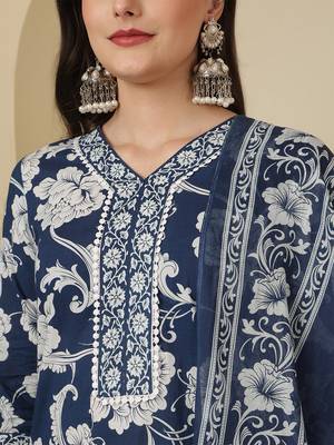 Blue floral printed pure cotton kurta set for women 5