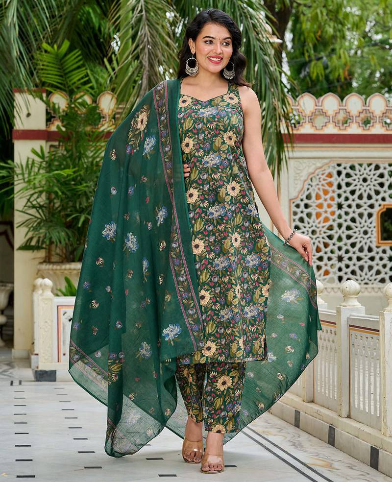 Green floral printed pure cotton kurta set for women