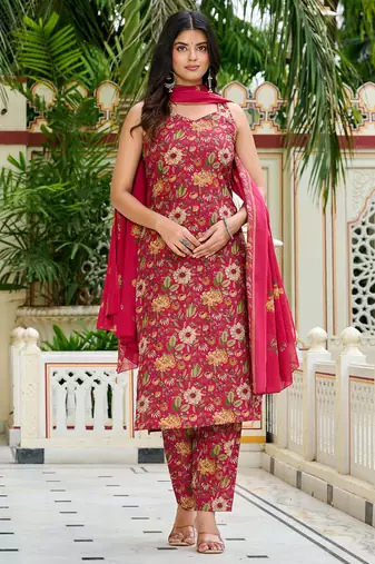 Pink floral printed cotton kurta set for women