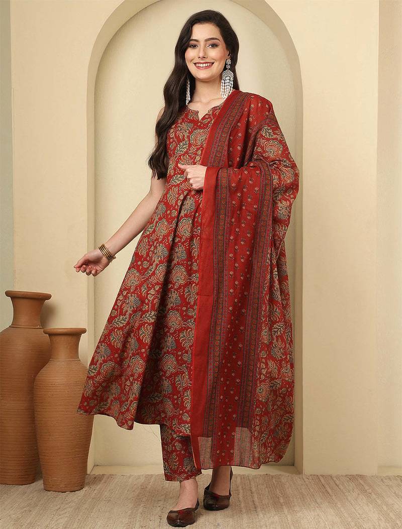 Maroon floral printed pure cotton kurta set for women