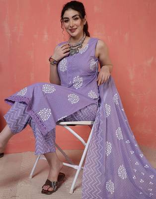 Purple floral printed pure cotton kurta set for women 4